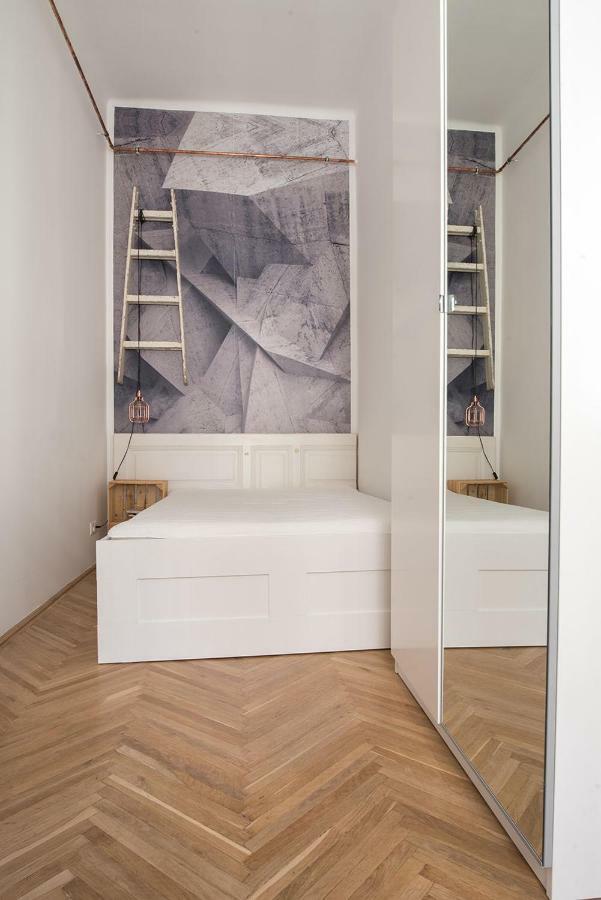 Nice "Trabi" Apartment In The City Budapest Exteriör bild